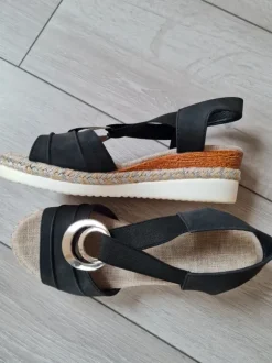 Keilsandalen 👡. Neu. Gr.38
