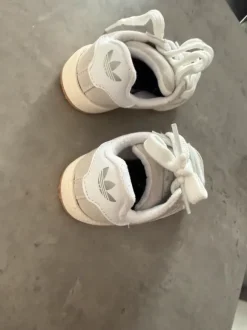 Kinderschuhe