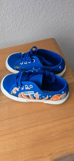 Kinderschuhe Superga grösse 26 neu ungetragen