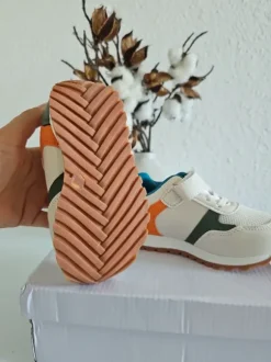 Kinderschuhen
