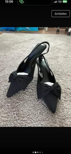 Kitten Heels schwarz mit Schleife