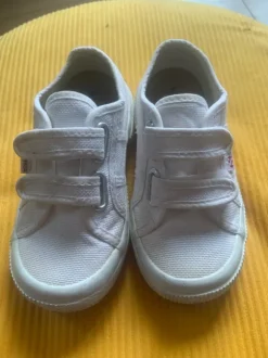 Klettschuhe | Superga | Gr. 27