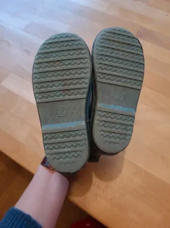 Kurze Gummistiefel Weltall