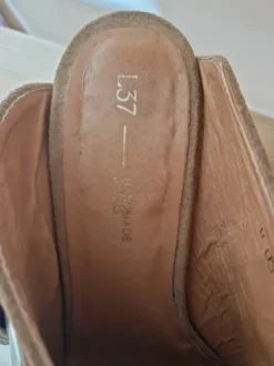 L37 handmade shoes Pantoletten Wildleder beige 41