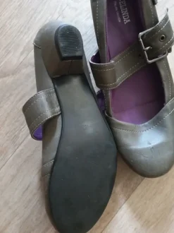 Lage schoenen