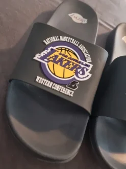 Lakers Badelatschen