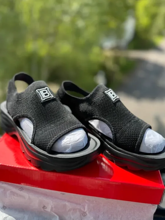 Laura Biagiotti Sandalen Schwarz Neu Gr. 38 Sommer Plateau