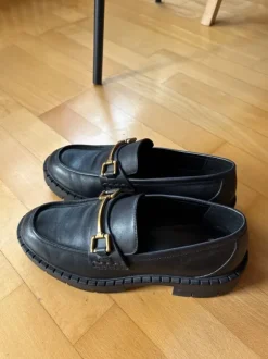 Leder Loafer mit Metall-Detail Mango