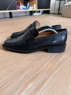 Leder Loafer von Hush Puppies mit quadratischer Spitze