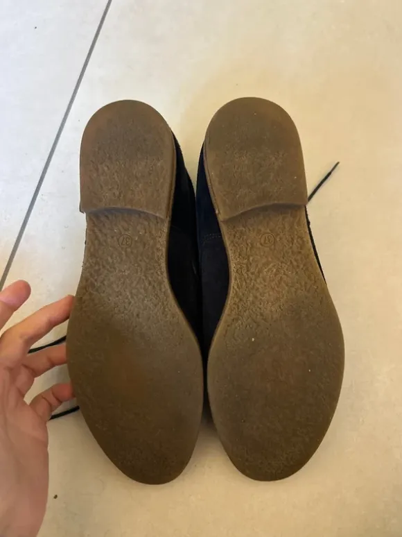 Lederschnürer in blau