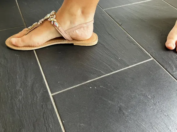 Leder-Zehensandalette, Marke: Faith