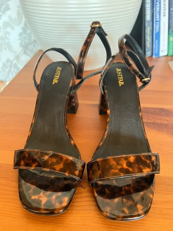 Leoparden Hackenschuhe