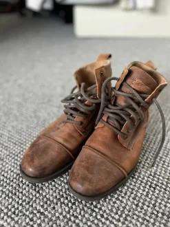 Levi‘s Lederschuh 41