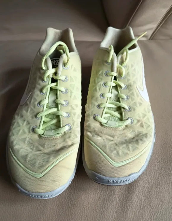 Limettengrüne/gelbe Nike Schuhe Gr. 39
