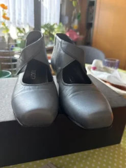 Lisa Tucci Schuhe