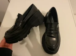Loafer Plateau Bershka 37