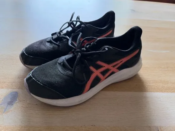 Loopschoenen maat 39