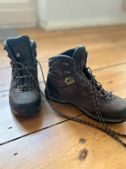 Lowa Lady Light GTX Trekking Boots