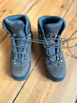 Lowa Lady Light GTX Trekking Boots