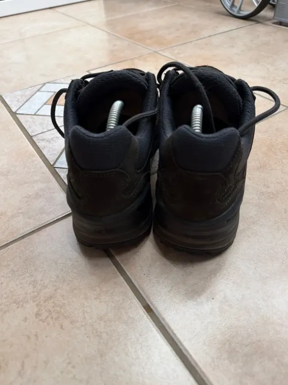 Lowa Wanderschuhe Größe 42