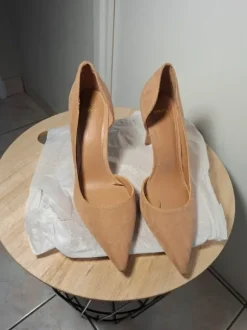 Magnifique paire d'escarpins Mango 37