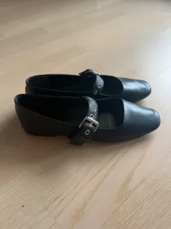 Mango black ballet pumps / Mary Jane’s