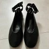 Mango MNG Ballerinas Grommet-Riemen Schwarz Gr. 38 Y2K Grunge