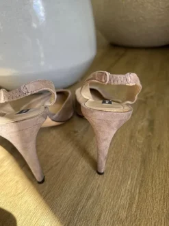 Mango Pumps