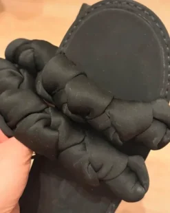 Mango Sandalen/Schlappen „Seide“ Gr. 39 | schwarz
