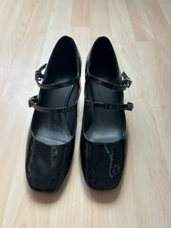 Mary Jane Ballerina Shoe