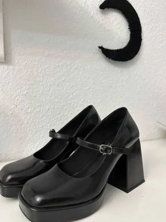 Mary Jane Vegan High Heels