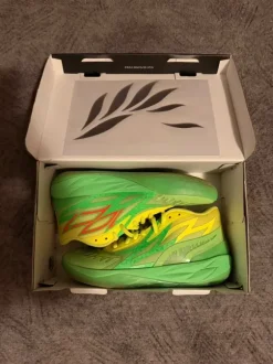 MB.02 x Nickelodeon Slime