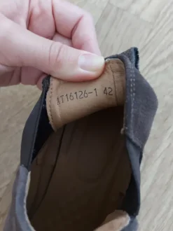 Men's suede boots, excellent quality