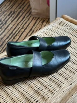 Mephisto Gabriela Mary Jane Ballerinas / Flats aus schwarzem Leder