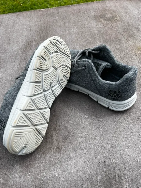 Merino Sneaker von Tiroler Loden, neuwertig