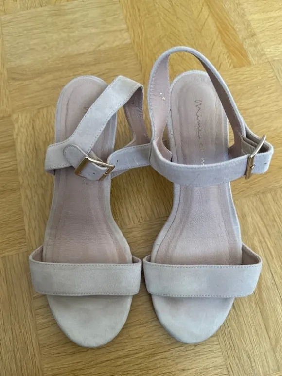 Mime et moi nude suede
