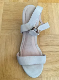 Mime et moi nude suede