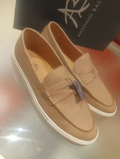 Mocassino beige uomo
