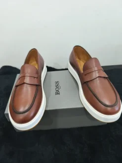 Mocassins Boss taille 46