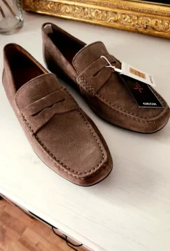 Mocassins en daim taille 43