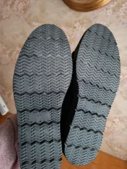 Mocassins noir en très bon état p:37