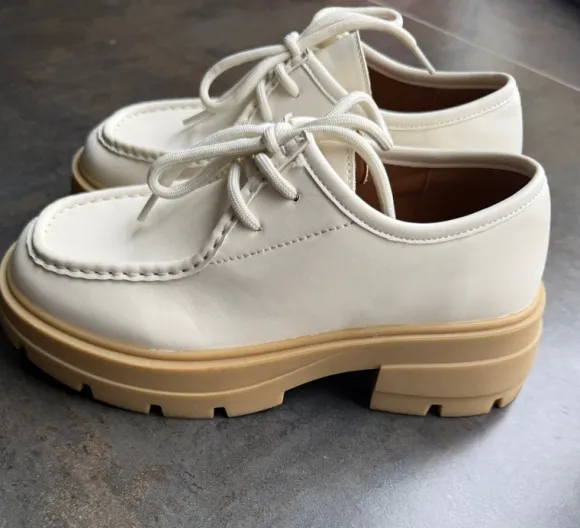 Mokassins Gr. 37 creme