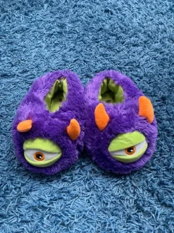 Monster Hausschuhe