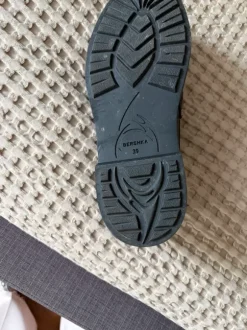Mooie burbery instappers nieuw