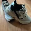 Mooie sneakers maat 39