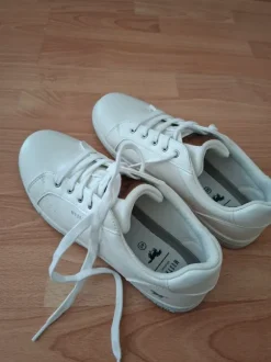 Mustang Damen Sneaker Größe 40