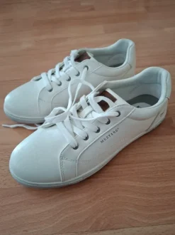 Mustang Damen Sneaker Größe 40