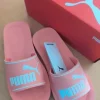 Nagelneue Puma Schlappen Größe 38 Farbe apricot Rosé