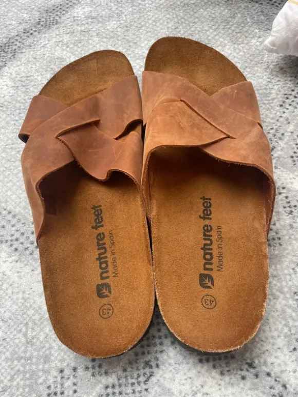 Natürliche Unisex Sandalen Größe 43 wie neu
