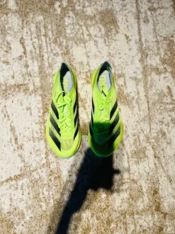 Neon gelbe Adidas Adizero Takumi Sen 10 – Fast wie neu 🔥
